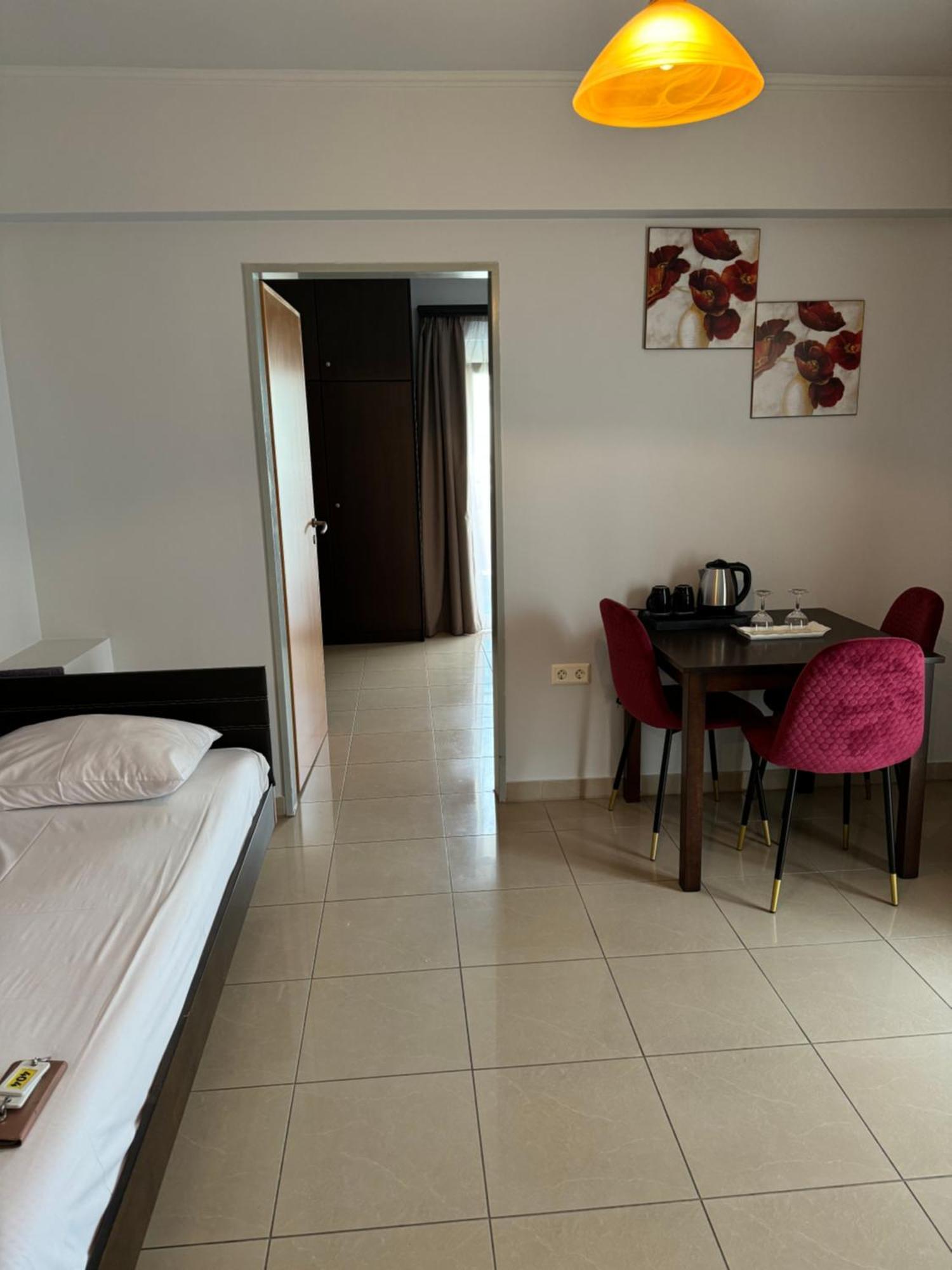 Comfort Hotel Apartments Rhodes City Buitenkant foto