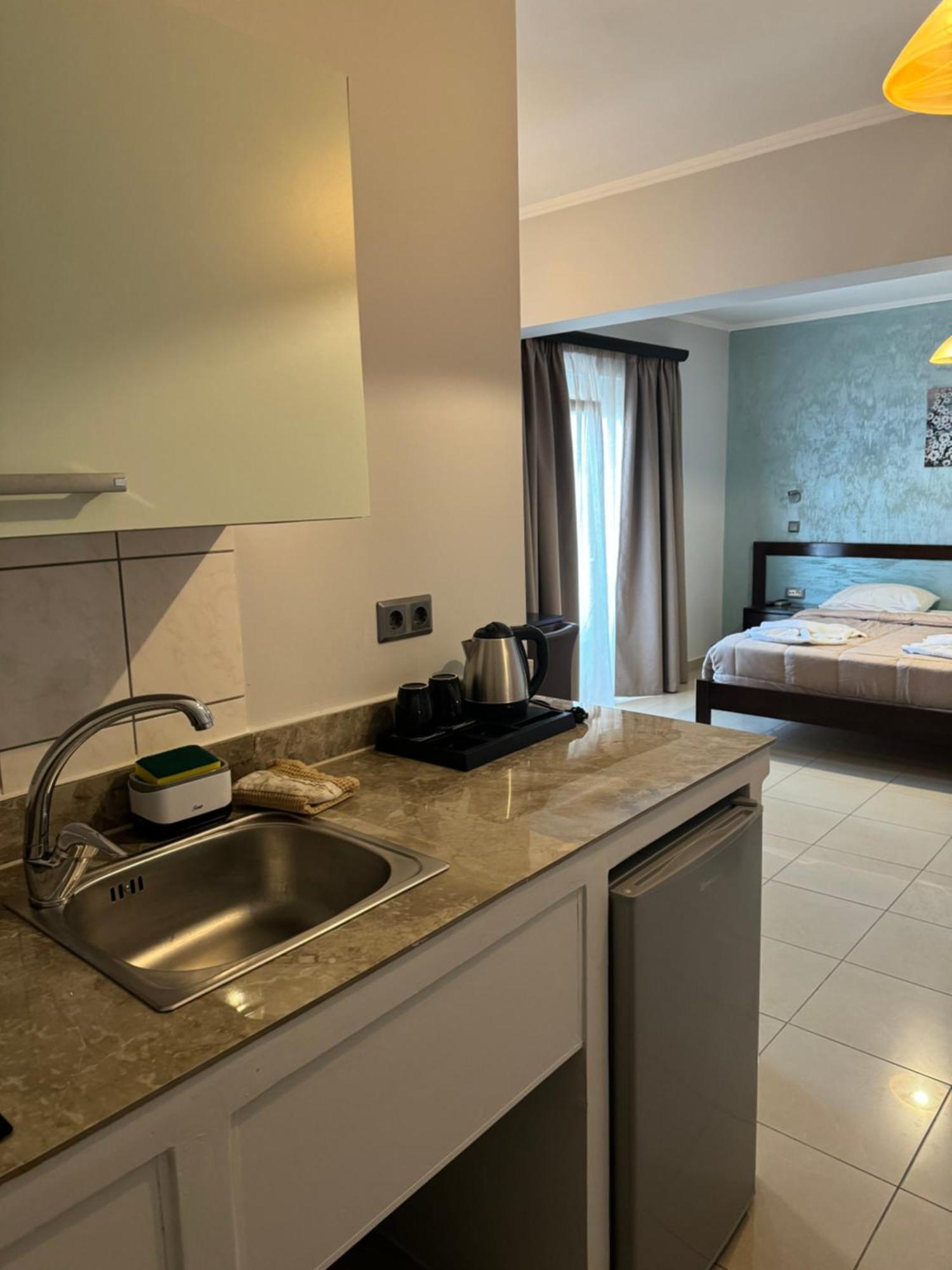 Comfort Hotel Apartments Rhodes City Buitenkant foto
