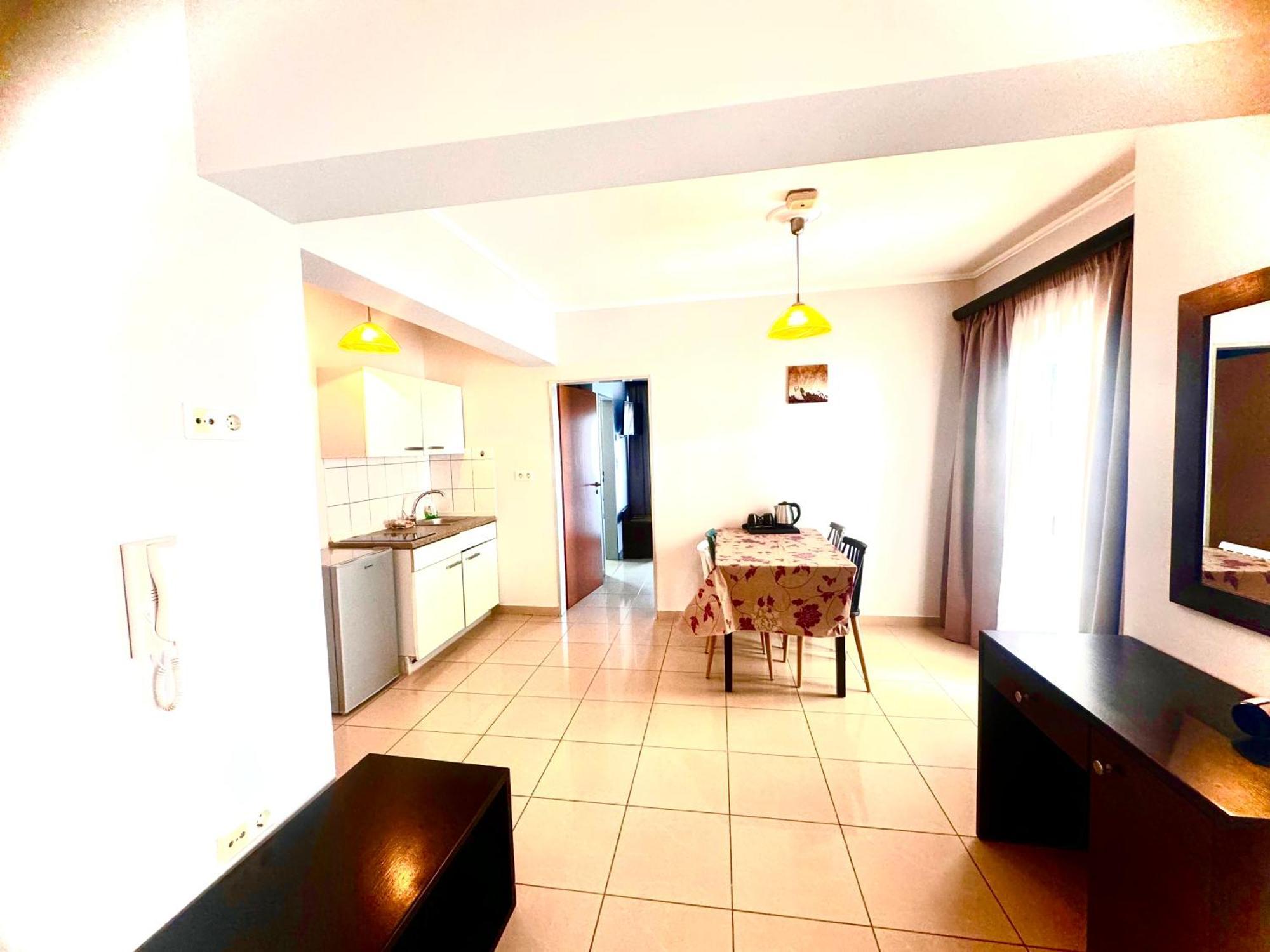 Comfort Hotel Apartments Rhodes City Buitenkant foto