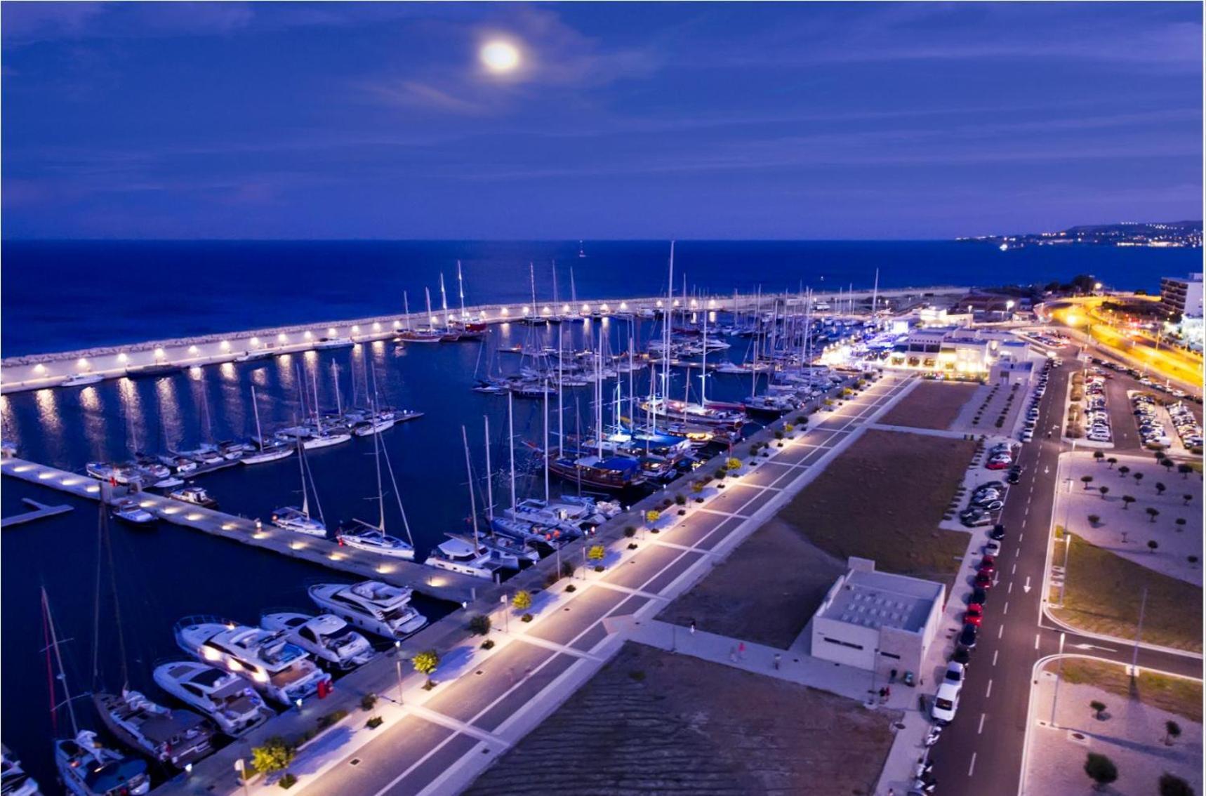 Comfort Hotel Apartments Rhodes City Buitenkant foto